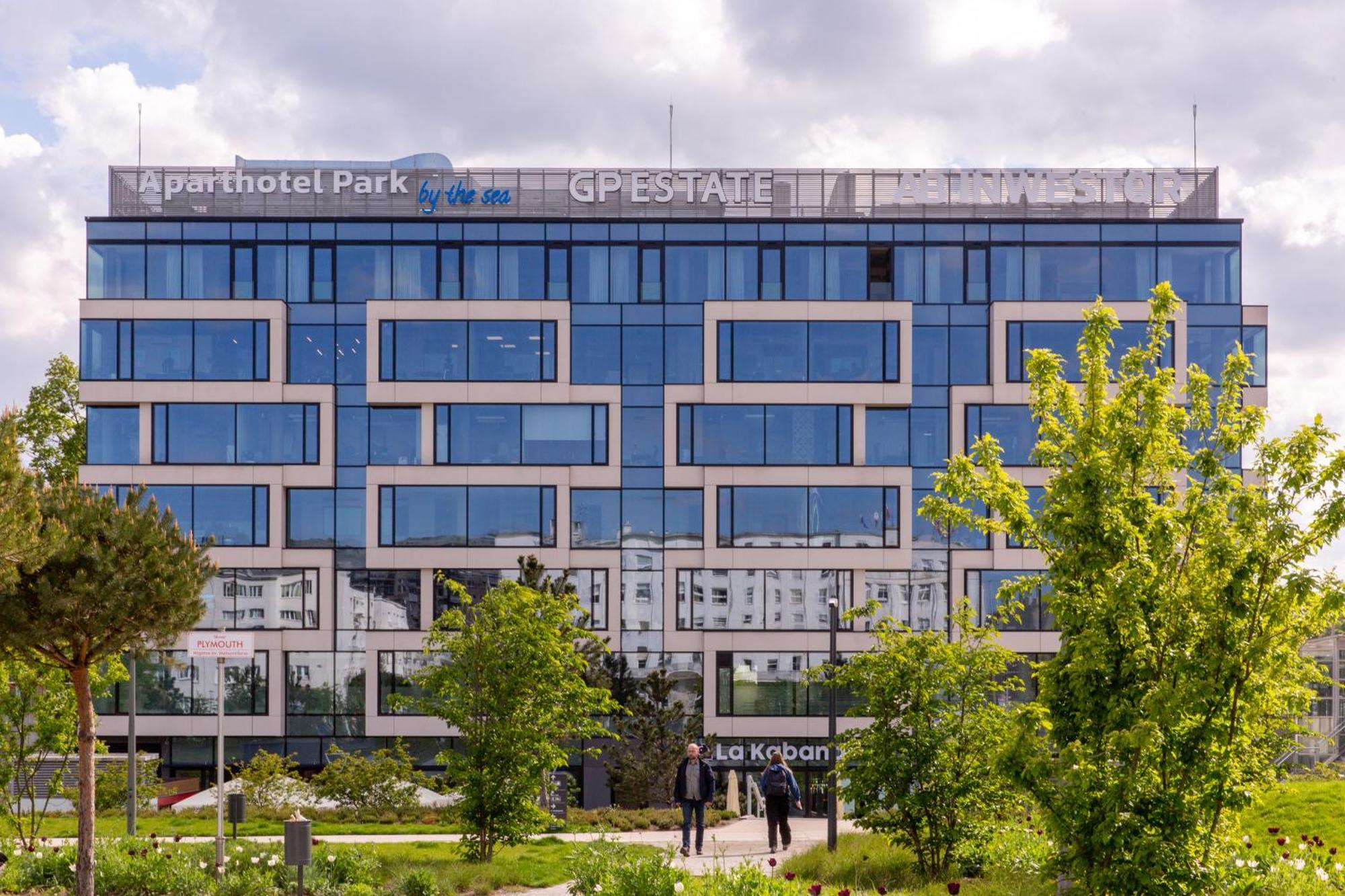 Aparthotel Park - By The Sea Gdynia Exterior photo